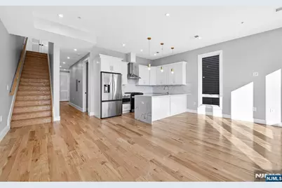126 De Kalb Avenue 3 #3, Jersey City, NJ 07306 - Photo 7