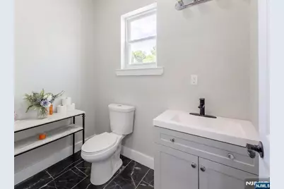 58 Park Avenue, East Orange, NJ 07017 - Photo 35