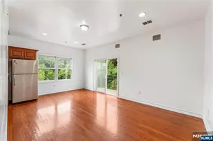 239 Baldwin Ave 3, Jersey City, NJ 07306 - Photo 9