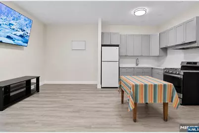 9123 Newkirk Avenue, North Bergen, NJ 07047 - Photo 27