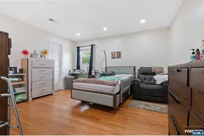 1576 Julian Terrace, Union Township, NJ 07083 - Photo 19