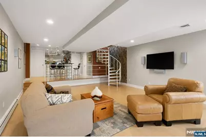 9121 Newkirk Avenue, North Bergen, NJ 07047 - Photo 21
