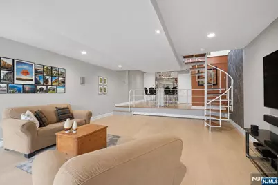 9121 Newkirk Avenue, North Bergen, NJ 07047 - Photo 19