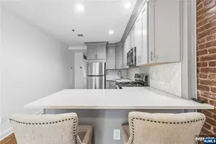 919 Park Ave 3R, Hoboken, NJ 07030 - Photo 5
