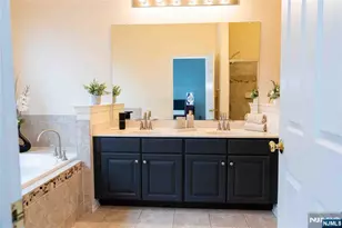 1307 Hamilton Street 1307, Belleville, NJ 07109 - Photo 23