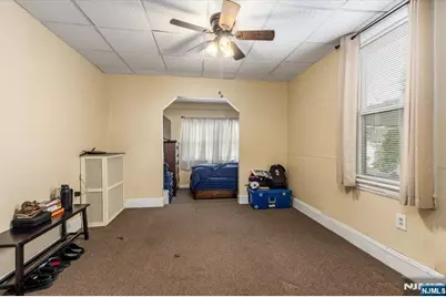 567 Fern Avenue, Lyndhurst Township, NJ 07071 - Photo 3