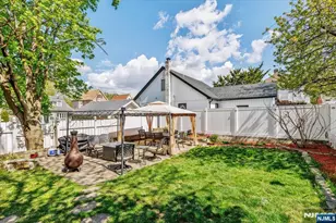 567 Fern Ave, Lyndhurst Township, NJ 07071 - Photo 23