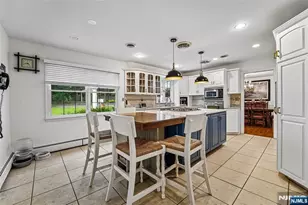 105 Deerhorn Ct, Upper Saddle River, NJ 07458 - Photo 11