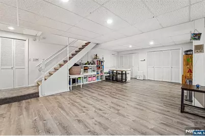 105 Deerhorn Court, Upper Saddle River, NJ 07458 - Photo 27