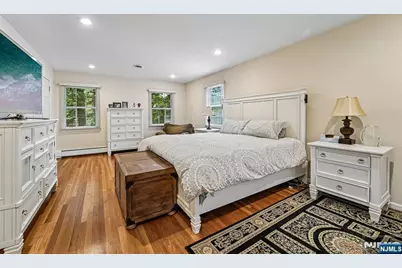 105 Deerhorn Court, Upper Saddle River, NJ 07458 - Photo 15
