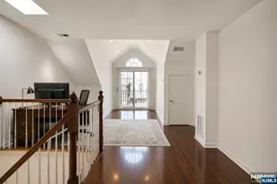 239 Brower Ct 239, West New York, NJ 07093 - Photo 5