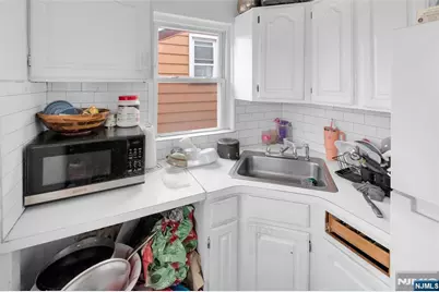 152 Schuyler Avenue, North Arlington, NJ 07031 - Photo 13
