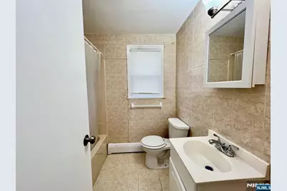 200 Maple Street 2 #2, Kearny, NJ 07032 - Photo 5
