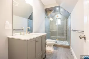 132 N Fullerton Ave, Montclair, NJ 07042 - Photo 19