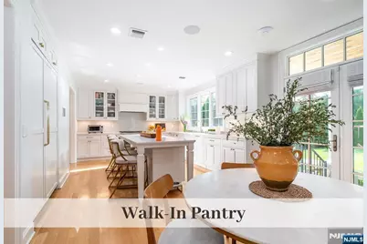 208 N Walnut Street, Ridgewood, NJ 07450 - Photo 9