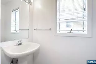 290 Hamilton Pl 4, Hackensack, NJ 07601 - Photo 17