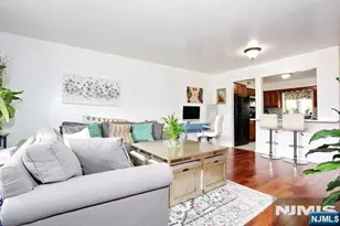 290 Hamilton Pl 4, Hackensack, NJ 07601 - Photo 7