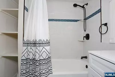 290 Hamilton Place 4 #4, Hackensack, NJ 07601 - Photo 29
