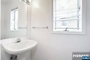 290 Hamilton Pl 4, Hackensack, NJ 07601 - Photo 17
