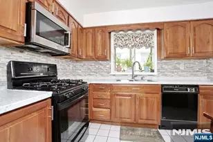 290 Hamilton Pl 4, Hackensack, NJ 07601 - Photo 11
