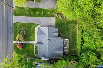 655 Floyd Street, Englewood Cliffs, NJ 07632 - Photo 33
