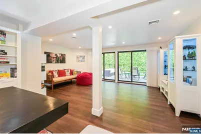 655 Floyd Street, Englewood Cliffs, NJ 07632 - Photo 21