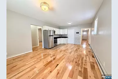 224 Macarthur Avenue B (Left Side #B (Left Side, Garfield, NJ 07026 - Photo 9