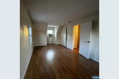 165 Woods Avenue 2nd Fl. #2nd Fl., Bergenfield, NJ 07621 - Photo 19