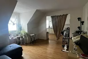 165 Woods Ave 2nd Fl, Bergenfield, NJ 07621 - Photo 9