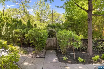 70 Ridge, Rutherford, NJ 07070 - Photo 35