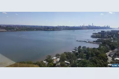 100 Old Palisade Road 1001 #1001, Fort Lee, NJ 07024 - Photo 3