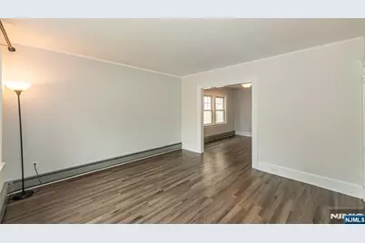 10 Walnut Parkway, Montclair, NJ 07042 - Photo 7