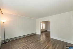 10 Walnut Pkwy, Montclair, NJ 07042 - Photo 7
