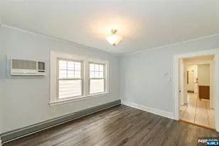 10 Walnut Pkwy, Montclair, NJ 07042 - Photo 11