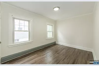 10 Walnut Parkway, Montclair, NJ 07042 - Photo 13