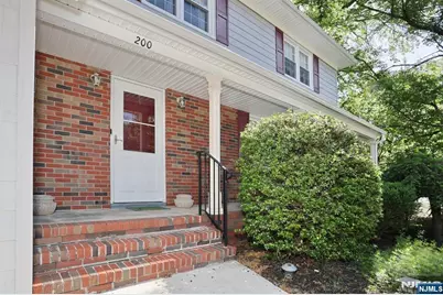 200 Watchung Drive, Hawthorne, NJ 07506 - Photo 3