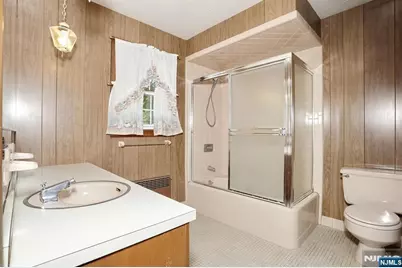 200 Watchung Drive, Hawthorne, NJ 07506 - Photo 31