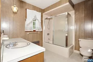 200 Watchung Dr, Hawthorne, NJ 07506 - Photo 31