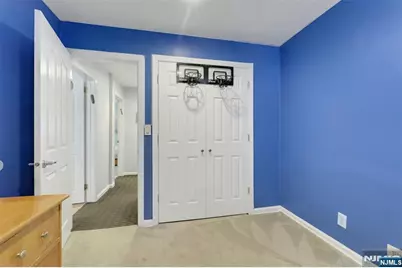 19 Thames Boulevard, Bergenfield, NJ 07621 - Photo 41
