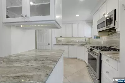19 Thames Boulevard, Bergenfield, NJ 07621 - Photo 21