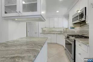 19 Thames Blvd, Bergenfield, NJ 07621 - Photo 21