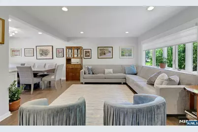 19 Thames Boulevard, Bergenfield, NJ 07621 - Photo 13