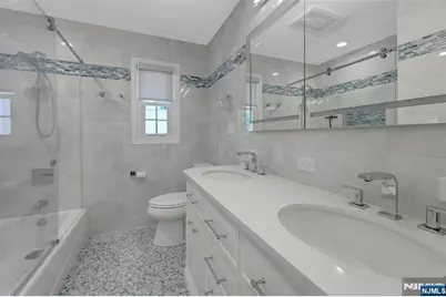 19 Thames Boulevard, Bergenfield, NJ 07621 - Photo 33