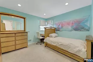 19 Thames Blvd, Bergenfield, NJ 07621 - Photo 35