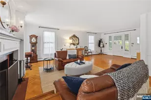 16 Pascack Rd, Woodcliff Lake, NJ 07677 - Photo 11