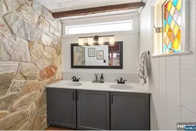 16 Pascack Road, Woodcliff Lake, NJ 07677 - Photo 23