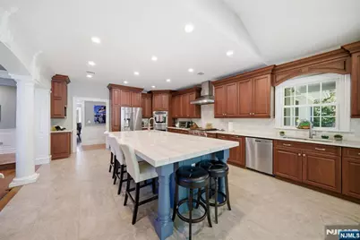 184 Donny Brook Drive, Allendale, NJ 07401 - Photo 9