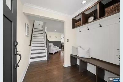 35 Stuart Street, Waldwick, NJ 07463 - Photo 3