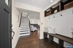 35 Stuart St, Waldwick, NJ 07463 - Photo 3