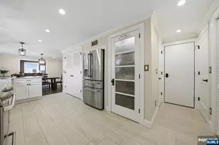 35 Stuart St, Waldwick, NJ 07463 - Photo 15